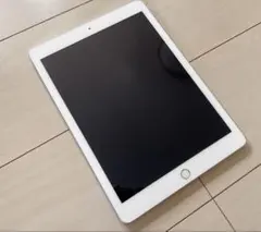 Apple iPad (第5世代) 32GB +必要であればケースも