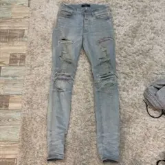 国内正規品□定価￥176000☆AMIRI☆ダメージリペア加工デニムパンツ/30