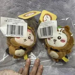 たぬきだもんくじ　C賞　ちいかわと古本屋（カニちゃん）