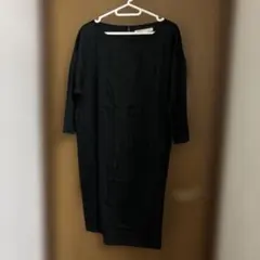conges payes 黒の七分袖ワンピースのサムネイル