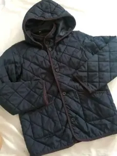 無印良品　ネイビー キルティングジャケット フード付き　150