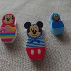 ディズニー　ミッキーミニーピン　３個セット