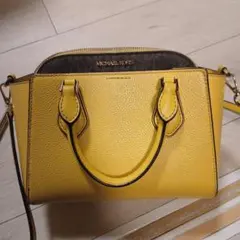 MICHAEL KORS イエロー ショルダーバッグ