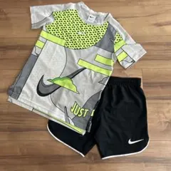 Nike⭐︎ナイキ グラフィックTシャツとハーフパンツセット 上130下120