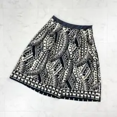 美品 ヒロココシノ 幾何学柄タックフレアスカート サイズ40*GD1202