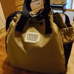 FREDRIK PACKERS 巾着型 ショルダーバッグ ベージュのサムネイル