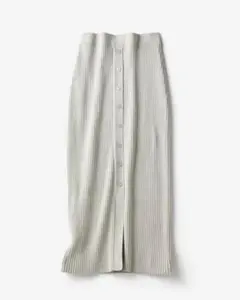 【ドゥクラッセ】ワイドリブ・ボタンデザインスカート　ライトグレー