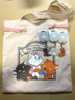 ディズニーストア アクリルキーチェーン マリーちゃん トートバッグ セット