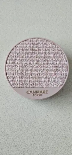 CANMAKE イルミネイティングフィニッシュパウダー01