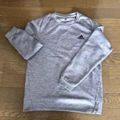 adidasトレーナー