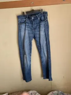 UNIQLO ダメージスリムフィットジーンズ