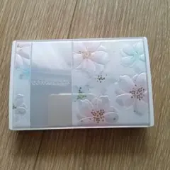 コフレドールケース＆ファンデーションのサムネイル