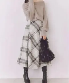 SNIDEL ロービングチェックロングスカート アイボリー