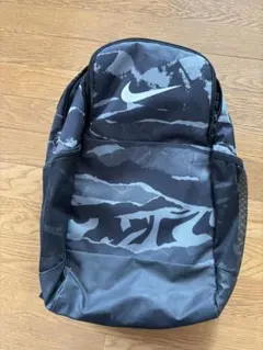 Nike 迷彩柄 リュック