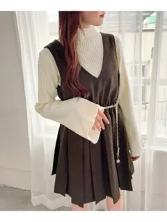 Heather プリーツミニジャンスカ ブラウン