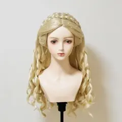 ピグレットを抱いて　＃1587　★NAO（リヤドロ）　光沢仕上げ　箱付き　絶版 ピグレットを抱いて ＃1587 ☆NAO（リヤドロ） 光沢仕上げ 箱付き 絶版