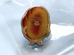 パンどろぼう　ピンバッジ　　　「にせパンどろぼう」 ガチャ