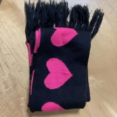 JENNI ハート柄マフラー 黒とピンク