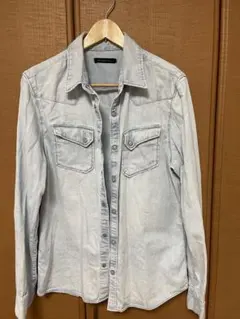 GOSTAR DE FUGA デニムシャツ 長袖ライトブルーのサムネイル