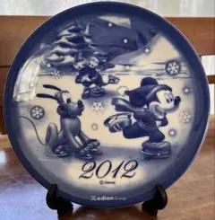 イヤープレート ディズニー　ミッキー スタンド付2012年日本製非売品