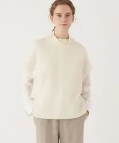 ☆未使用・タグ付☆ギャルリーヴィー　ライトブークレー ハイネックプルオーバー