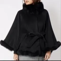 セシルマクビー ポンチョコート 黒 リアルファー