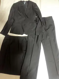 リクルートスーツ