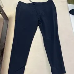 UNIQLO ブラック 4XL パンツ