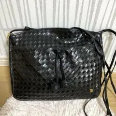 BALLYブラックレザーショルダーバッグ