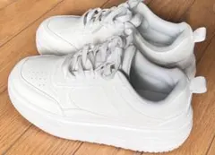 美品 GU ボリュームソールコートスニーカー 厚底 ホワイト M 23.5㎝