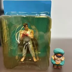 ストリートファイター　リュウ、ベガ　フィギュア　2体セット