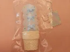 スクイーズ キティちゃん サンリオ ソフトクリーム アイス 青 RURUdiy