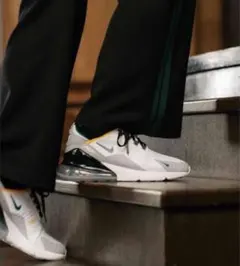 ナイキ エアマックス 270 NIKE AIR MAX 270