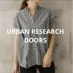 URBAN RESEARCH DOORS チェックブラウス