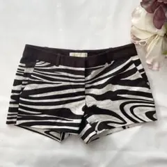 マイケルコース ショートパンツ ゼブラ柄 ストレッチ 2のサムネイル