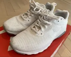 ✨大阪引取前提 特価 Nike レディースランニングUS7.5/24.5cmJP