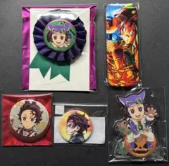 鬼滅の刃 竈門炭治郎 午年 KV 繋ぐ 缶バッジ ハロウィン アクリルスタンド