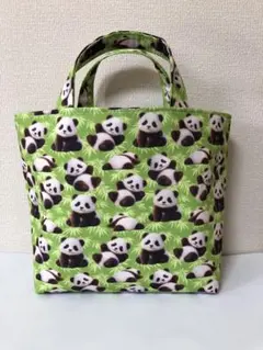 パンダ　トートバッグ