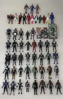 仮面ライダー ソフビ フィギュア 他 大量セットのサムネイル