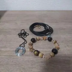 アクセサリー