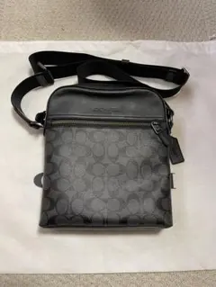 【美品】COACH ブラック ショルダーバッグ