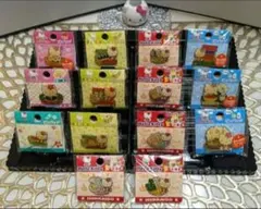 ★新品未使用　当時物　キティ　ピンバッジ　14種　平成レトロ　レア　sale