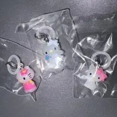 ハローキティ　めじるしアクセサリー　3個セット
