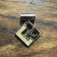 Item thumbnail for item 4c100e3e-3caf-40e9-bbce-676746c5318b