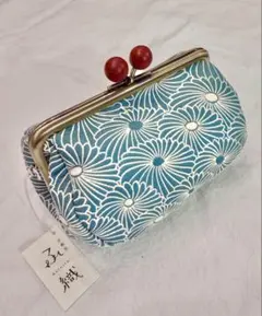 Item thumbnail for item 6da543cb-9c68-495d-91d9-89ff5e3cb1ce