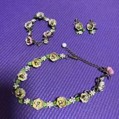 アンティーク　花モチーフ アクセサリーセット
