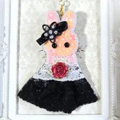 キ*ん様 【ゴスロリうさちゃんバッグチャーム】ハンドメイド　ビーズ刺繍　アリス