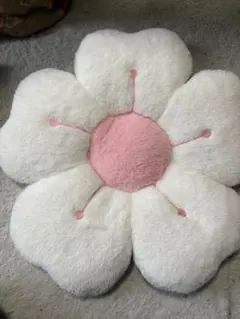 モコモコ様専用ページお花のクッション