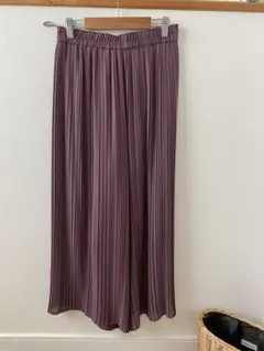 くすみピンク　プリーツガウチョパンツ ワイドパンツ