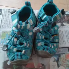 KEEN サンダル 青 緑 ストラップ付き